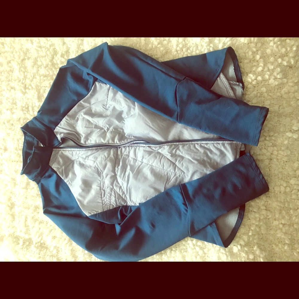 XS Oiselle flyout jacket. Like new. Rarely worn.